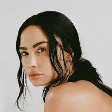 Yolanda Moon's Instagram, Twitter & Facebook