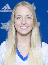 Abby Hope's Instagram, Twitter & Facebook