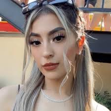 Nancy Cornejo🌻 (@nancco17)