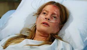 Young And The Restless Scoop November 21: Phyllis Opens Her Eyes