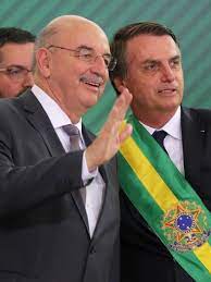O parlamentar, que é médico, disse também já ter iniciado. Mdb Nao Apoiara Osmar Terra Na Saude Cota Pessoal De Bolsonaro 15 05 2020 Uol Noticias