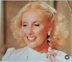 Mirtha Legrand is a TV presenter from Argentina (left), she just turned 98  and still leads her weekly tv show. Some pics of her through the years... :  r/PastAndPresentPics