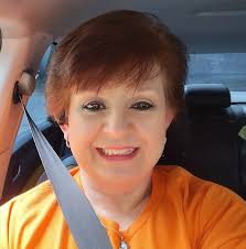 Looking for a hairstylist who does perms. Any recommendations welcome!