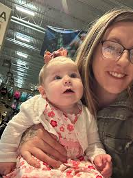 Nanny with infant daughter available in Annapolis area