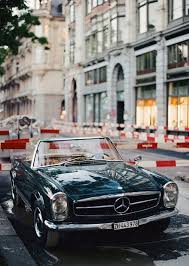 Mercedes Benz 280sl Source Vintagespeedbicyc 280sl Mercedes Oldcarsvintage Source Vintages Voiture Vintage Mercedes Classique Voitures Classiques