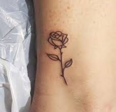 Trendy Flowers Tattoo Little Roses 68 Ideas Rose Tattoo Foot Little Rose Tattoos Rose Tattoos For Men