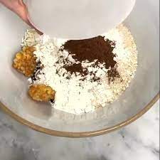 Queen S Chefs Share Royal Family S Recipe For Traditional Christmas Pudding Mirror Online