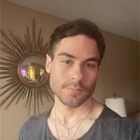 90+ profils pour “Calabrese”