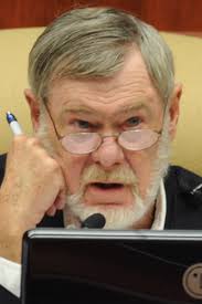 Finance Commission chairman projects impact of electric system sale