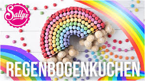 Unsere regenbogen einhorn tortendeko verleiht ihnen einen süßen und funkelnden kuchen mit gebrauch: Regenbogen Geburtstagskuchen Mit Smarties Und Sussen Wolken Sallys Welt Youtube