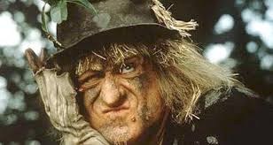 Children's series about the adventures of worzel gummidge (jon pertwee), a scarecrow who comes to life. From Timelord To Scarecrow Worzel Gummidge British Classic Comedy