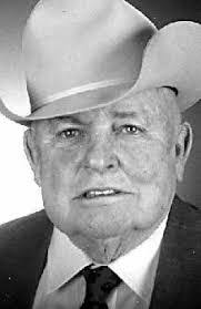 Lester Ratliff's Instagram, Twitter & Facebook