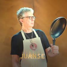 Shop for vinyl, cds and more from juanse at the discogs marketplace. Juanse El Rockstar Al Que Los Stones Le Copiaron El Estilo Hoy Transmite Paz En Masterchef Espectaculos