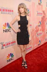 See All The Hottest Red Carpet Looks At The 2015 Iheartradio Music Awards Taylor Swift Style Taylor Swift Dress Fashion