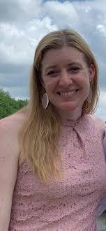 Julie Britt's Instagram, Twitter & Facebook