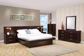 Classic, contemporary bedroom set with european nuances. Modern Contemporary Bedroom Set Jessica Collection Bedroom Set