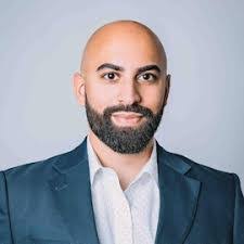 Dale Yang's Instagram, Twitter & Facebook