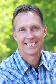 Melanie Parton, Broker/Agent