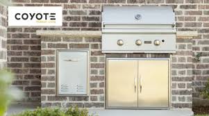 While grilling up prime cuts of steak, use coyote's power burner to boil some lobster for a proper surf & turf. Coyote Grill 2021 Coyote Grills Reviewed