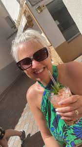 Couldn't stand Alex& Maisie,shame the BBC don't know about this Site. Loved  the Cocktails though