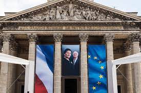 Hommage à simone veil, immortelle. Simone Veil La Resistante L Europeenne Entre Au Pantheon
