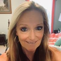 Cassandra Seitz's Instagram, Twitter & Facebook