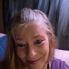 Sandy Ankrom's Instagram, Twitter & Facebook