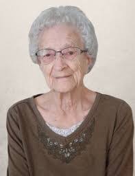 Hazel Mcarthur's Instagram, Twitter & Facebook