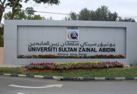 Gong badak ialah sebuah bandar baru yang terletak di bahagian utara sungai terengganu di daerah kuala nerus yang dahulunya sebahagian daripada daerah kuala terengganu yang dikenali sebagai kuala terengganu utara. Alamat Unisza Kampus Gong Badak