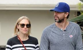 Amanda seyfried and thomas sadoski are now the parents of a little boy, the life in pieces actor revealed in a special instagram post that included the first photo of their sweet son. Amanda Seyfried Is Expecting First Child With Thomas Sadoski Debuts Baby Bump