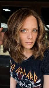 Sydney Davey's Instagram, Twitter & Facebook