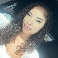 Shayla Harper's Instagram, Twitter & Facebook