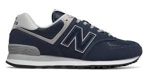 Situasi sebuah syarikat kasut memerlukan reka corak kasut kanvas bagi keluarannya untuk pasaran tempatan. Cara Cat Sneakers Kaedah Dan Tips Yang Berkesan