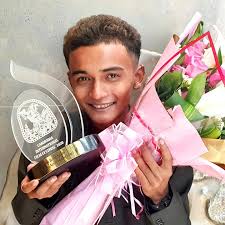 ការភ្ញាក់ផ្អើលដែលមិននឹកស្មានដល់ ពានរង្វាន់តារាសម្តែងវ័យក្មេងប្រចាំឆ្នាំ an  unexpected surprise at the 11th Cambodia International Film Festival press  conference. YOUNG ACTOR OF THE ...