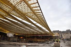 La canopée ce sont des soins naturels bons pour nous et pour l'environnement la canopée c'est une marque 100% d'origine naturelle et accessible à tous. Canopee Des Halles Un Des Plus Vieux Quartiers De Paris Refait Peau Neuve Le Point