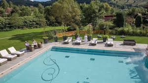 Count on the friendly, knowledgeable staff at mr poolman for all of your swimming pool maintenance needs. Hotel Restaurant Julien Spa Fouday Visit Alsace