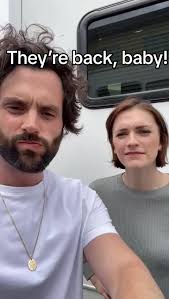 Charlotte Ritchie delights us this week with hilarious tween stories, and  of course, we get into the YOU of it all. 🎧 out now! 📽️tomorrow #you  #joegoldberg #kategalvin #middleschool #podcrushed