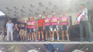 Sylvain chavanel en claude françois et avec ses claudettes. Interview De Sylvain Chavanel Actualite Velo Journaux De Bord