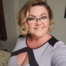 Veronica Staton's Instagram, Twitter & Facebook