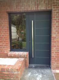 Porte Serie Reynaers Cs 86 Avec Panneau A Recouvrement 2 Faces Modele Adeco Metris Ferme Et Porte Entree Aluminium Terrasse Mobile Piscine Menuiserie Aluminium