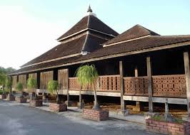 Masjid agung semarang, dari namanya sudah diketahui bahwa masjid tersebut terletak di kota semarang , kota semarang terletak di provinsi jawa tengah. Masjid Kampung Laut Kelantan Malaysia Masjid Mirip Masjid Agung Demak