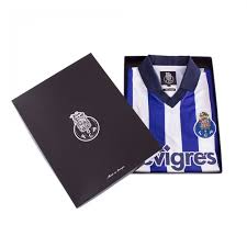 And they'll do so in their new home shirt from new balance, which takes the traditional blue and white striped look of the club and adds in some details to celebrate the rich legacy of the portuguese giants. Myshirt123 Fc Porto Fc Football Club Name Jeder Zahl Fussball Shirt Uhr Sie Wahlen Fussball Fan Shop