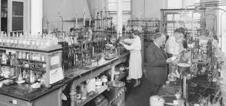 Most laboratories have a plan to follow in the event of an accident. Https Tu Dresden De Mn Chemie Lc Ressourcen Dateien Laborsicherheit Labsec Eng Pdf