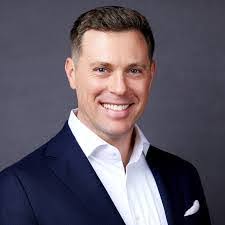 Travis Cavell's Instagram, Twitter & Facebook