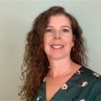 Cara Estes's Instagram, Twitter & Facebook