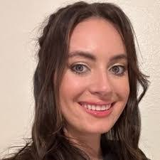 Melinda Pierson's Instagram, Twitter & Facebook