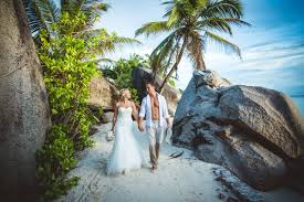 Unsere Top 5 Tipps Fur Eine Traumhafte Hochzeit Auf Den Seychellen Video Heiraten Im Ausland Hochzeit Im Ausland Und Seychellen