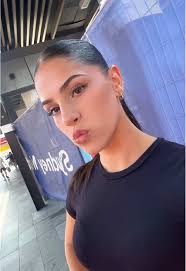 Kaitlyn Etchepareborde