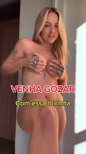 Os melhores vídeos da loirinha tatuada Mari Oliveira fudendo gostoso e sexo  oral - VIDEOSDESEXO.COM