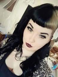 Half Black And Half Blonde Bettie Bangs Split Dyed Hair Hair Inspiration Retro Hairstyles